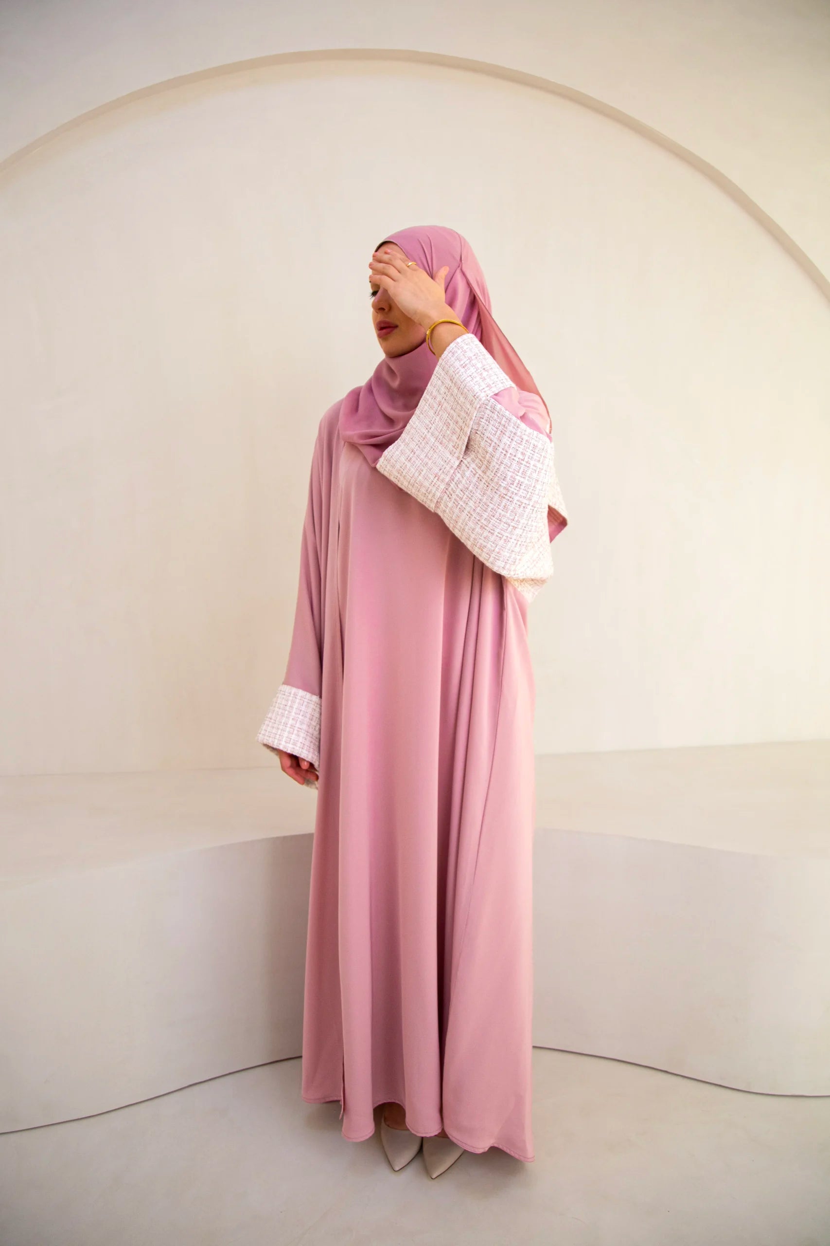 MYRA In Pink image 0